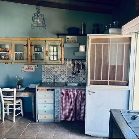 Apartment Loura Mani's 1 *